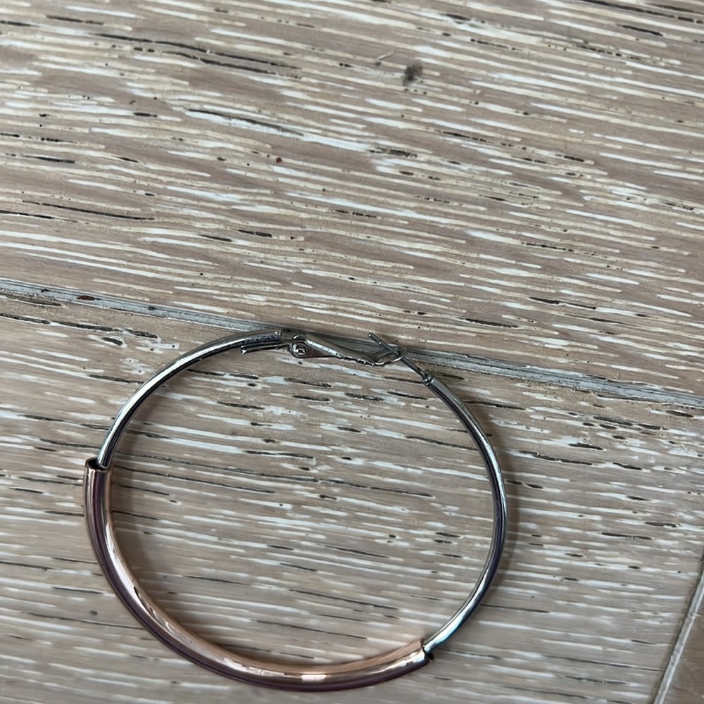 Hoops - Picture 4 of 4